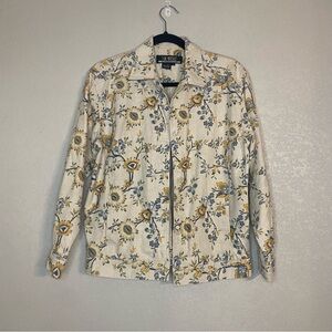 SK wear by SK & Company yellow and blue floral button up women’s shirt sz Small
